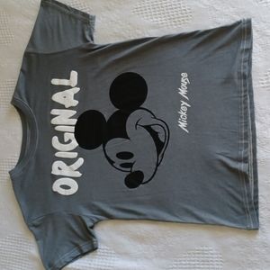 Disney  Original Mickey Mouse t-shirt NWOT